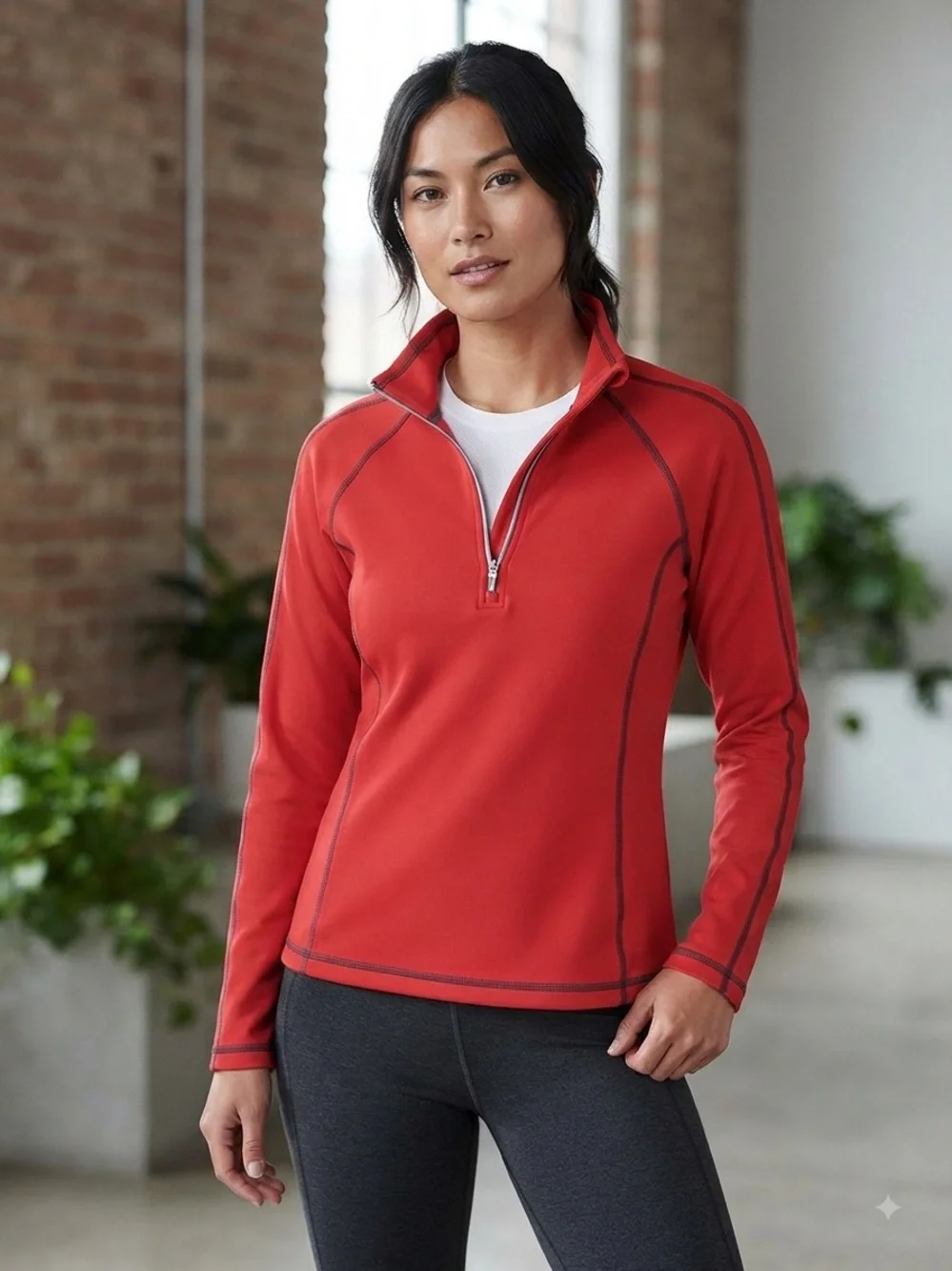 Sunice Red 3/4 Zip-Up Mock Neck Performance Pullover Top